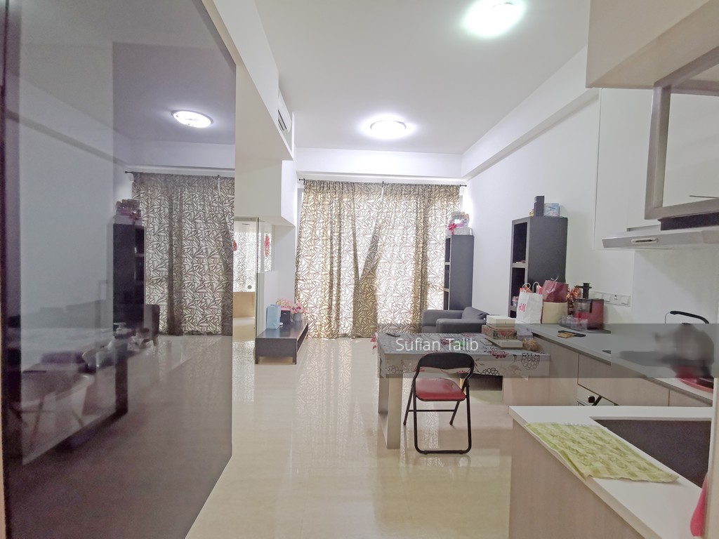 Woodhaven (D25), Condominium #210152271